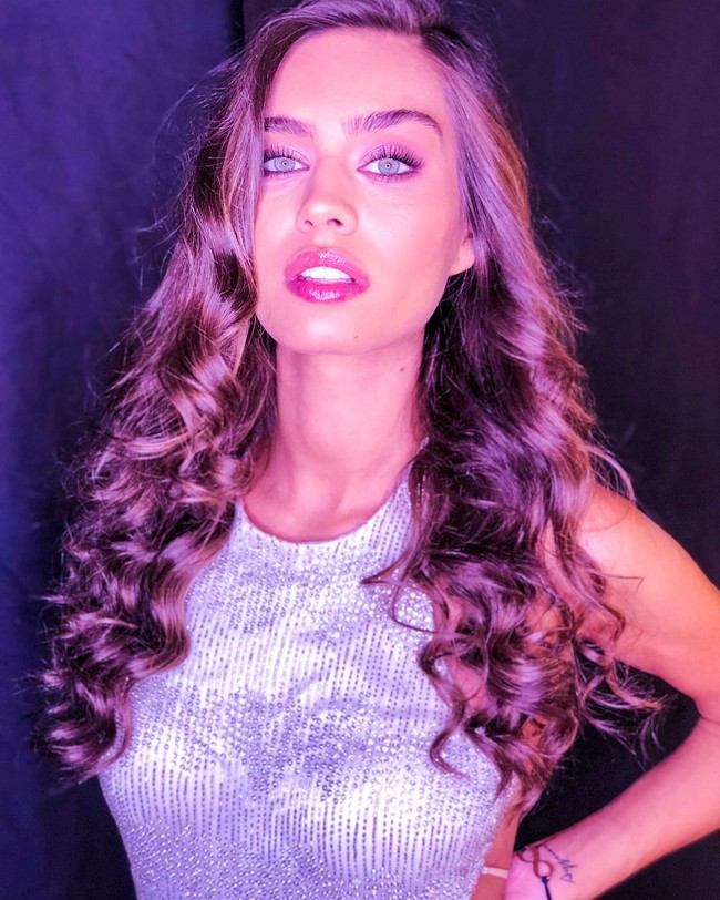 Di 2014, wanita yang pernah mewakili negaranya di ajang Miss World. Ketika itu, ia bersaing dengan Maria Rahajeng. Foto: Instagram @gulseamine