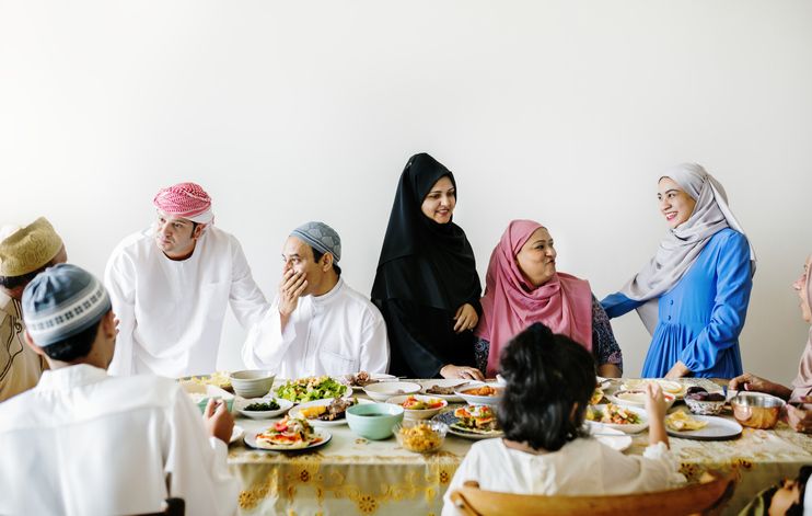 3 Etika Baik yang Bisa Diterapkan Non Muslim di Bulan Ramadhan