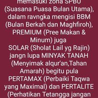 Singkatan-singkatannya sih kreatif, tapi kebanyakan singkatan jadi bikin yang baca bingung. Ada-ada saja memang netizen. Foto: Twitter/@txtdrstoryWA
