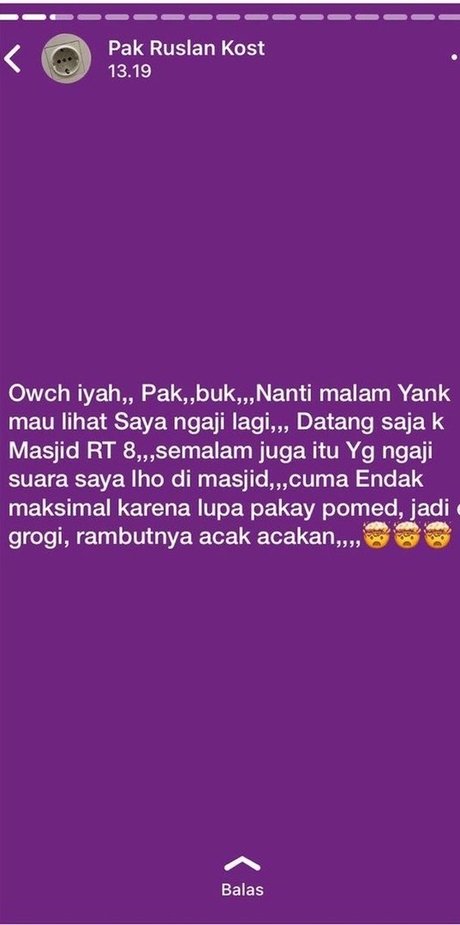 Kayaknya kalau ngaji yang didengar cuma suaranya aja ya. Terus apa hubungannya suara sama pomade rambut nih? Positif thinking, mungkin ngajinya disiarkan secara langsung, jadi penampilannya juga terlihat. Foto: Instagram/@awreceh.id