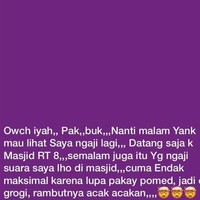 Kayaknya kalau ngaji yang didengar cuma suaranya aja ya. Terus apa hubungannya suara sama pomade rambut nih? Positif thinking, mungkin ngajinya disiarkan secara langsung, jadi penampilannya juga terlihat. Foto: Instagram/@awreceh.id