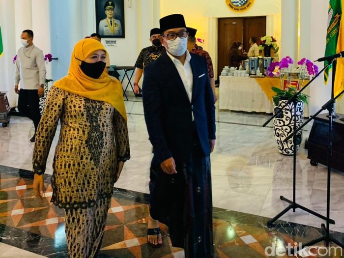 Gubernur Jawa Timur Khofifah Indar Parawansa bertemu dengan Gubernur Jawa Barat Ridwan Kamil (Kang Emil). Lalu apa tujuan Khofifah bertemu Kang Emil?