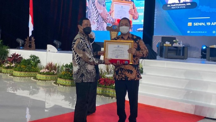 Hendrar Prihadi