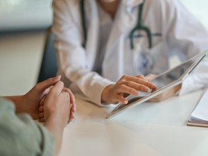Pura-pura Sakit Demi Extend Liburan? Dokter Beneran Tak Semudah Itu Kasih Surat