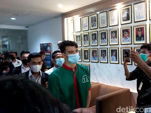 Artis Jeff Smith Didakwa soal Kepemilikan Ganja