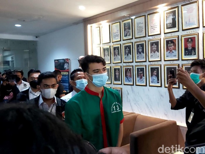 Jeff Smith saat dirilis di Polres Jakarta Barat, Senin (19/4/2021)