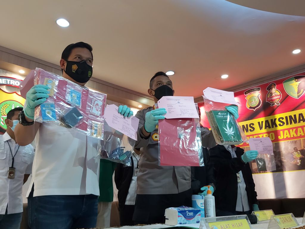 Jeff Smith ditangkap karena narkoba