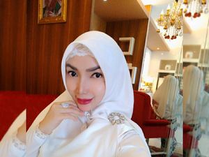 Kisah Hijrah Roro Fitria, Dulu Mandi Kembang Tujuh Rupa Kini Berhijab