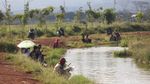 Ngabuburit Sambil Mancing Mania di Masjid Apung Bandung