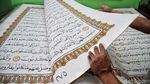Melihat Al-Quran Raksasa Koleksi Jakarta Islamic Center