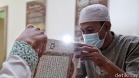 Biasanya, tampat ini pun manjadi pusat studi para pelajar dan santri yang akan mempelajari sejarah penyebaran Islam.