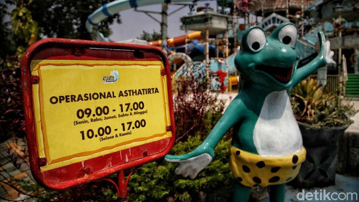 Kolam renang Atlantis viral di media sosial karena air kolam renangnya dikabarkan keruh. Seperti apa kondisi kolam renang yang berada di kawasan Ancol itu?