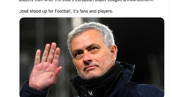 Dengan menolak European Super League, Mourinho disebut membela kepentingan para fans dan pemain. Foto: dok. Twitter