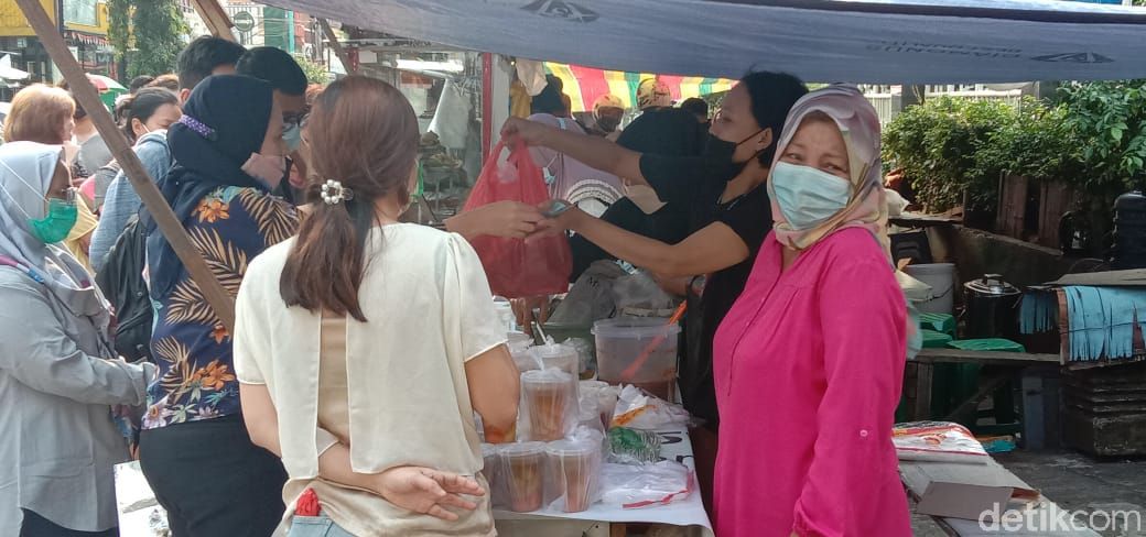 Pasar Ramadhan di Benhil