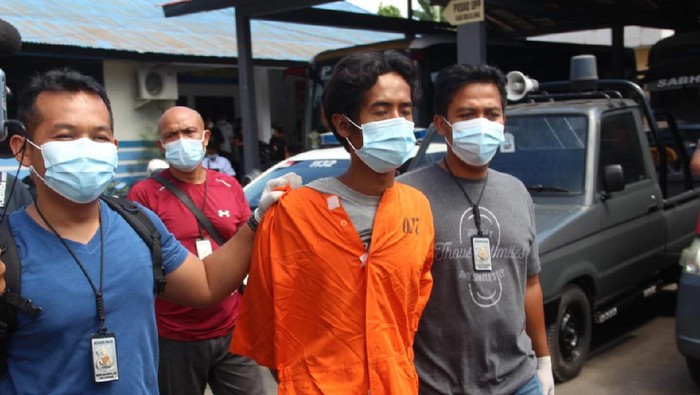YJ (29), pelaku pembunuhan lansia di Buleleng, Bali.