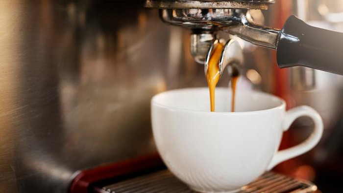 Espresso dan Kopi Tubruk, Mana yang Lebih Tinggi Kafein dan Kalori?