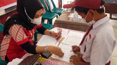 Ratusan Smartphone untuk Pembelajaran Jarak jauh