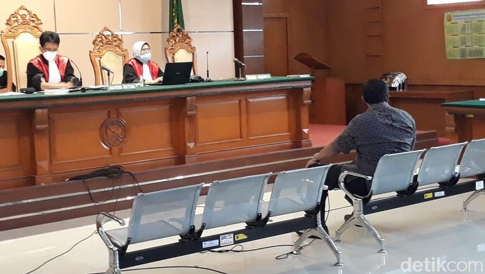 Sidang Kasus Suap Wali Kota Cimahi Nonaktif