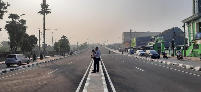 Suasana uji coba flyover Cakung di Jakarta Timur