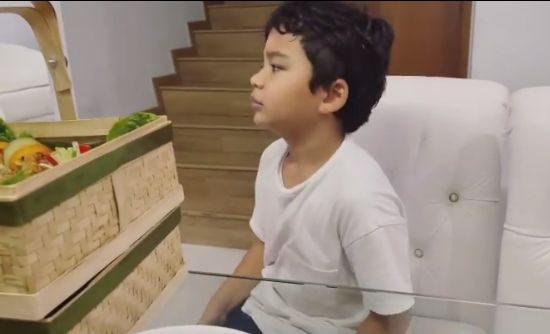 Hebat! Rafathar dan Arsy Bisa Puasa Seharian Penuh Tahun Ini