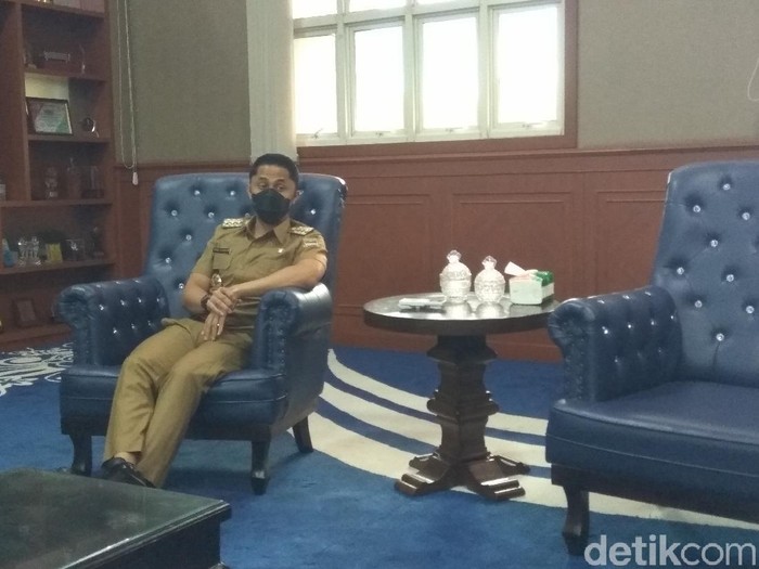 Hengky Kurniawan angkat bicara soal dugaan copas postingan Anies Baswedan