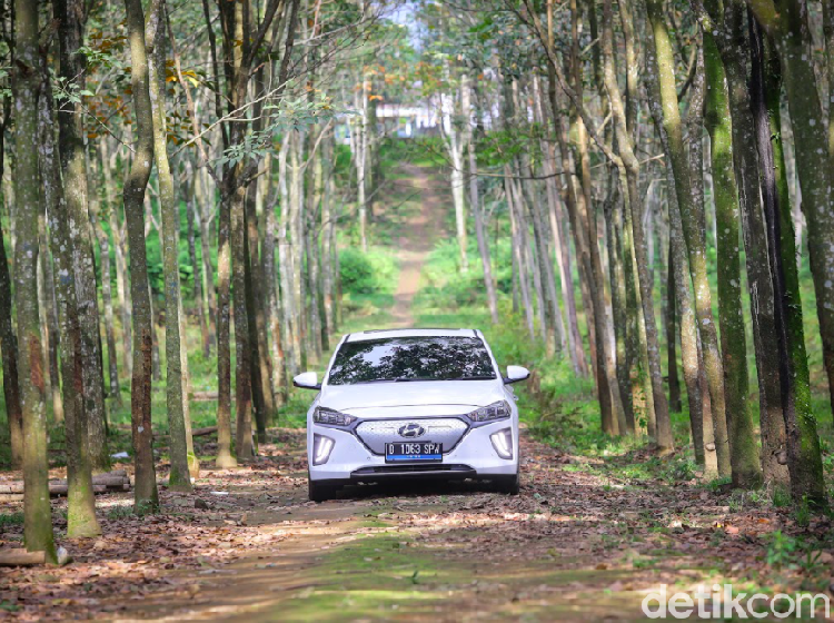 Hyundai Ioniq Lawas Disuntik Mati Demi Ioniq 5?