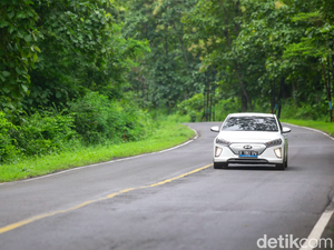 Spesialnya Mobil Listrik, Bebas Ganjil Genap saat Arus Mudik 2022