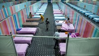 Selain pasokan oksigen, jumlah bed di rumah sakit untuk menangani pasien Corona juga terbatas. AP Photo/Anupam Nath.