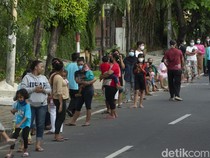 SE Walkot Eri, Warga Surabaya Diimbau Tak Bagi Takjil di Pinggir Jalan
