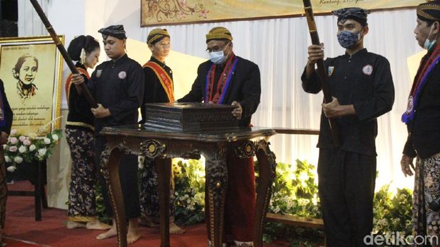 Pataka RA Kartini