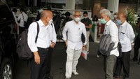 FPBNJ juga mengingatkan, kerugian jiwasraya yang mengakibatkan potensi kerugian yang sangat besar bukan tanggung jawab pensiunan. Skandal korupsi jiwasraya sepenuhnya menjadi tanggung jawab pengelola, pemerintah selaku pemilik dan otoritas pengawasan yang berwenang, sehingga menyeret para pensiunan bumn untuk dibebani tanggung jawab sangat lah tidak adil dan tidak patut. FPBNJ juga mengingatkan, kerugian jiwasraya yang mengakibatkan potensi kerugian yang sangat besar bukan tanggung jawab pensiunan. Skandal korupsi jiwasraya sepenuhnya menjadi tanggung jawab pengelola, pemerintah selaku pemilik dan otoritas pengawasan yang berwenang, sehingga menyeret para pensiunan bumn untuk dibebani tanggung jawab sangat lah tidak adil dan tidak patut.