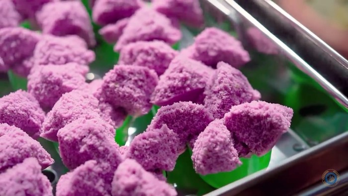 resep kue mangkok Resep Kue Mangkok Anti Gagal, Lembut Mekar Sempurna!
