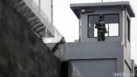 KSAD Jenderal TNI Andika Perkasa mengatakan, instalasi tahanan militer ini sangat aman dan juga terkendali. 