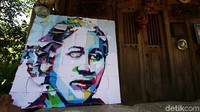 Aksi RA Kartini memperjuangkan hak perempuan mengenyam pendidikan juga terdengan sampai Negara Kincir Angin. Di Belanda, jalan Raden Adjeng Kartini Straat bisa ditemukan di Amsterdam. Ada juga Kartinistraat di Haarlem. Selain itu, Kartini juga menjadi nama jalan di Utrecht dan Venlo. Foto: Agung Mardika
