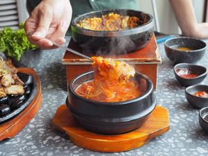 Ini 7 Cara Makan untuk Hindari Lonjakan Asam Lambung Saat Puasa