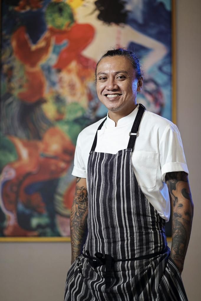 Chef Renatta dan Chef Maxie Meracik Ikan Arsik dan Sate Padang yang Spesial