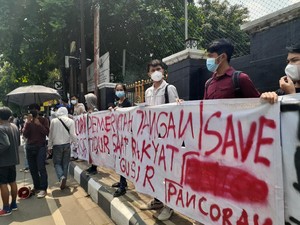 Sengketa Lahan Pertamina, Warga Pancoran Demo di PN Jaksel Tolak Digusur