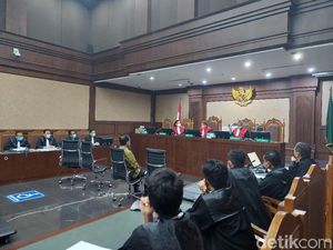 Ternyata Suap Bansos Corona Juga Mengalir ke Pejabat Kemensos, Ini Daftarnya