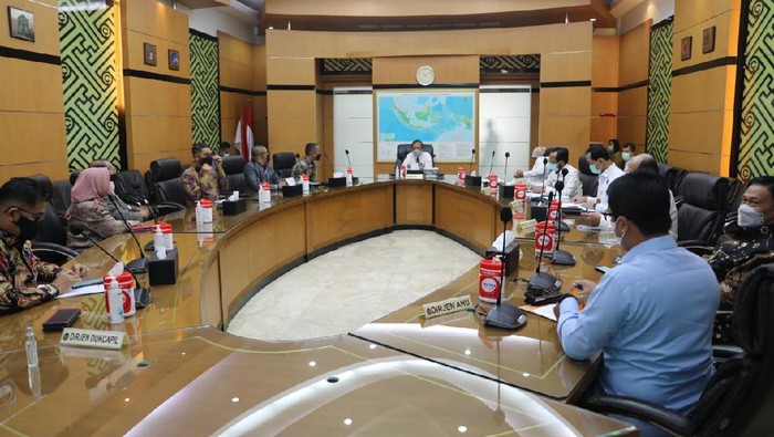 Ketua DPR Aceh Dahlan Jamaluddin menggelar rapat koordinasi dengan Menko Polhukam Mahfud Md untuk membahas rencana pelaksanaan Pilkada Aceh 2022 (dok DPR Aceh)