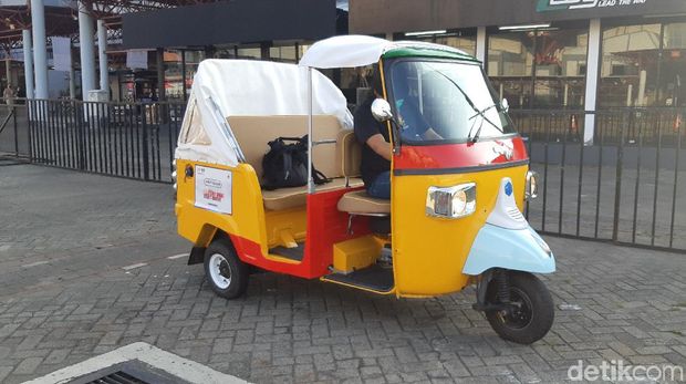 Motor Roda Tiga Piaggio muncul di IIMS 2021, bentuknya mirip Bajaj
