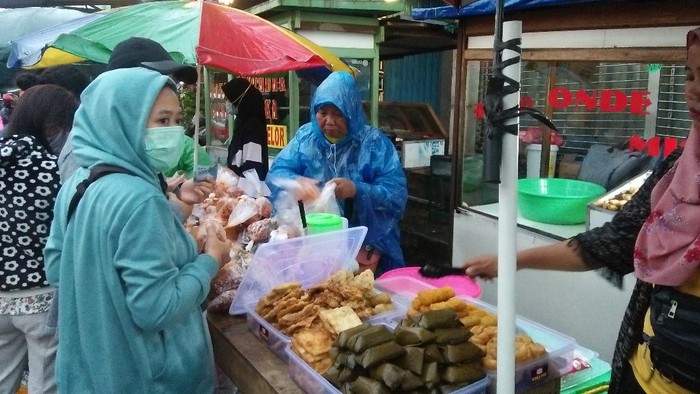 Berburu Takjil Enak di Pamulang, di Sini Tempatnya