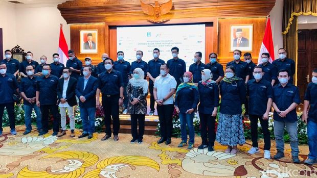 pelantikan pengurus AMSI Jatim periode 2020-2023