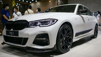 Head of Digital and Business Process BMW Asia Irhan Farhan, mengungkap pihaknya di BMW yakin bahwa awal mula seorang individu bisa menjadi pelanggan dan akhirnya menjadi fans BMW adalah dengan ketertarikan dengan brand BMW itu sendiri.
