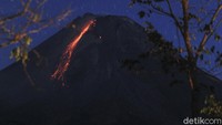 Pada periode pukul 18.00 - 06.00 (20/4/2021 - 21/4/2021) tercatat kegempaan guguran sebanyak 57 kali, dan enam kali gempa fase banyak.