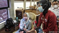 Berbagai cara dapat dilakukan untuk memperingati Hari Kartini yang dilakukan setiap tanggal 21 April.  