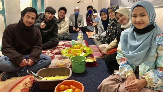 Puasa di negeri rantau