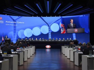 UEFA Cari Sumber Dana baru untuk Matikan European Super League