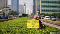 Aksi tersebut berlangsung damai.