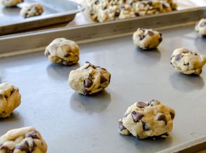 Resep Kue Lebaran Kekinian: Putri Salju Oreo dan Lidah Kucing Green Tea