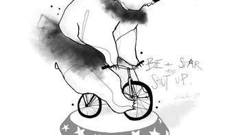 Mirisnya beruang yang dipaksa jadi badut manusia. (Foto: Boredpanda/dameclown)